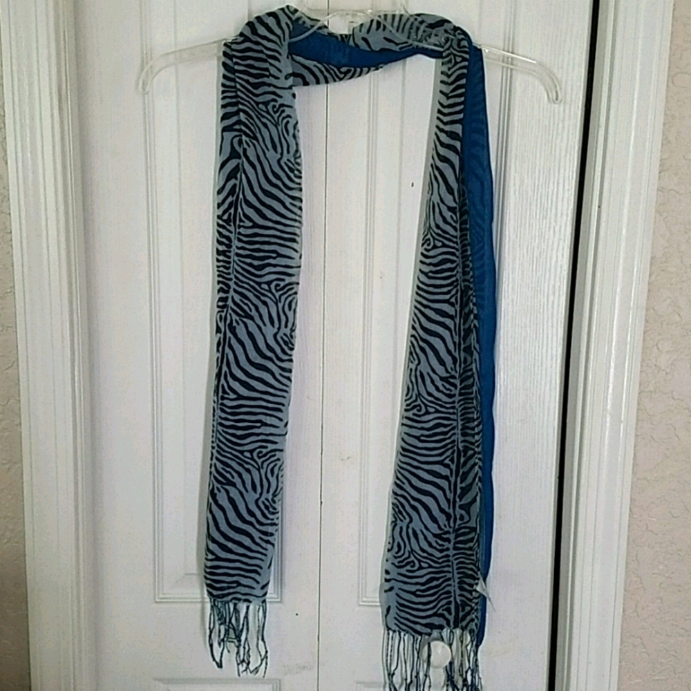 Scarf women